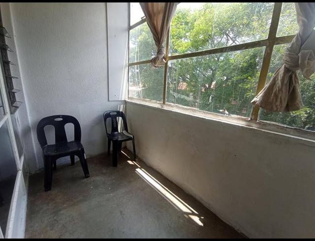 1 BEDROOM APARTMENT FOR SALE IN FLORIDA LAKE